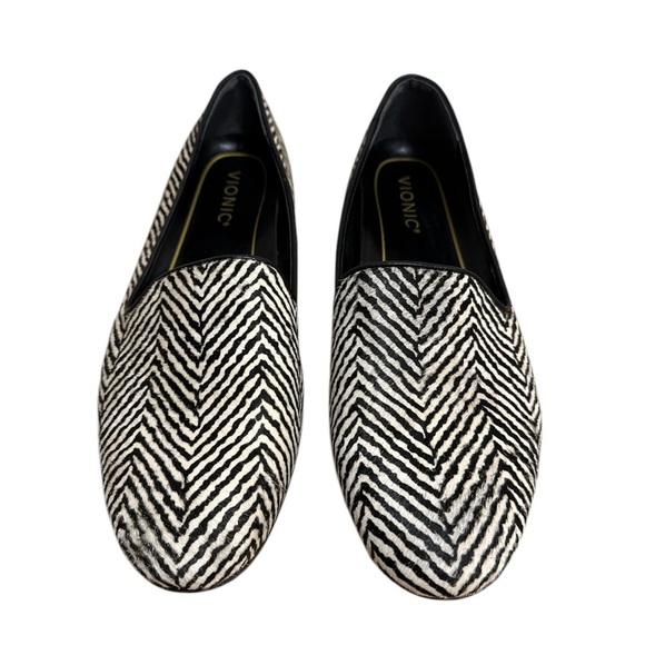 Vionic herringbone faux calf fur black & cream loafer, shoe size 9 - Picture 4 of 10